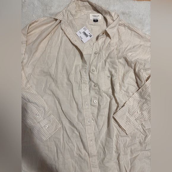 NWT American Eagle Button Up Shirt - Picture 4 of 9